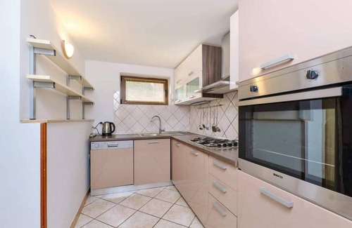 Cunski Apartment | One bedroom apartment with terrace Ćunski, Lošinj (A-7867-d)