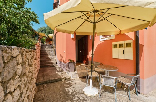 Cunski Apartment | One bedroom apartment with terrace Ćunski, Lošinj (A-7867-d)