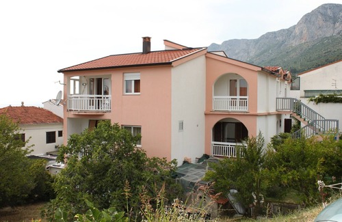 Gradac Apartment | One bedroom apartment with balcony Gradac, Makarska (A-6820-c)