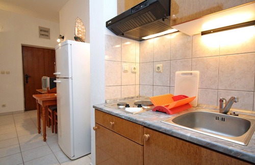 Marusici Apartment | One bedroom apartment with terrace and sea view Marušići, Omiš (A-962-d)