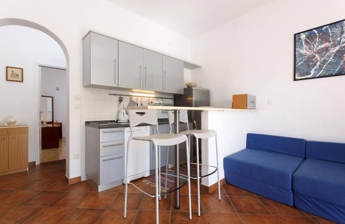 Krizna luka Apartment | One bedroom apartment with terrace and sea view Hvar (A-24926-b)