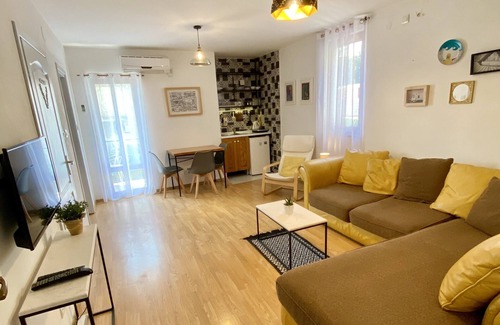 Bar Apartment | One-bedroom apartment with balcony