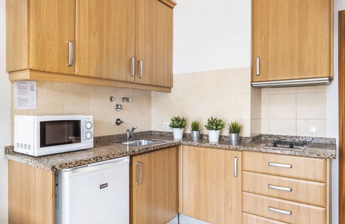 Santa Eulalia Apartment | One Bedroom Apt | 300m from the beach | 2 pool areas | Free Wifi | Central