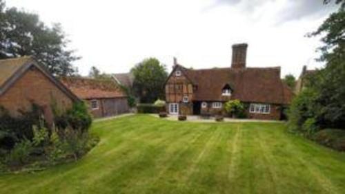 Tring House | One Bedroom cottage retreat Loxley Barn