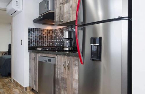 Medellin Apartment | One BEDROOM HOT TUB AC SECURITY