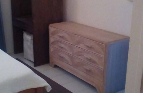 Gros Islet House | One bedroom & kitchenette, Air Condition apartment fully furnished.