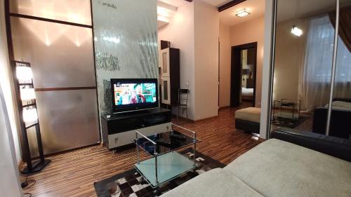Besarabka Apartment | One bedroom, Lux, 17 Baseina str, Near Gulliver