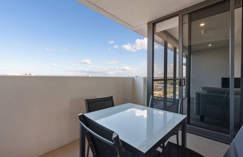 Milton Apartment | One Bedroom One Bathroom Hearty Milton Apartment, free parking & more!