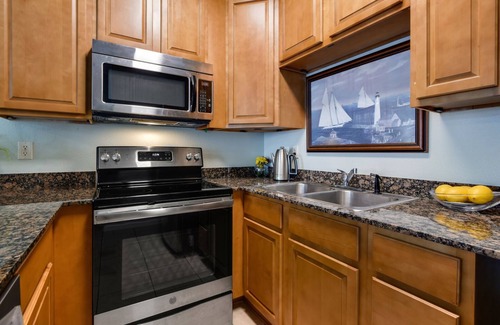 Gulfport House | One block from the Gulf