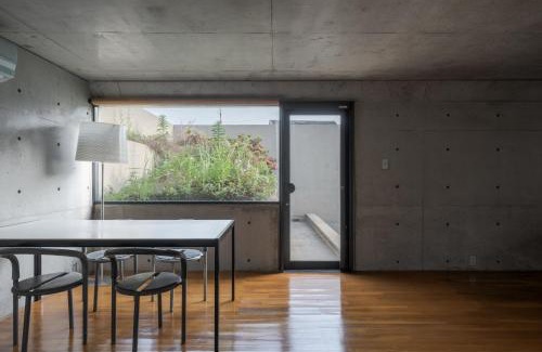 Ikoma Apartment | One Floor Designed by Architect Tadao Ando