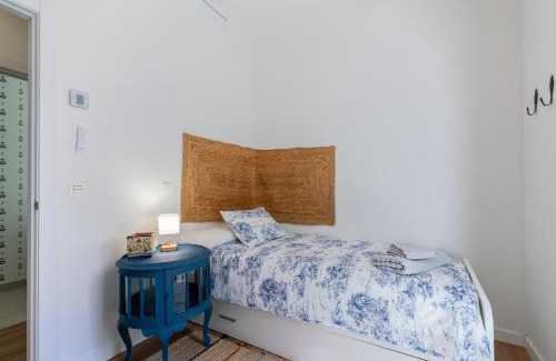 Ciudad Universitaria Apartment | One&Lux Virgen del Valle - Apartamento triple con piscina