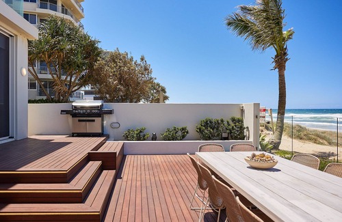 Main Beach House | One of Gold Coast's Premier Properties