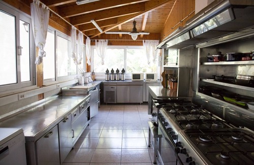 Anavyssos House | One of the biggest Villas Near Athens Greece 40% off January 1 to May 15