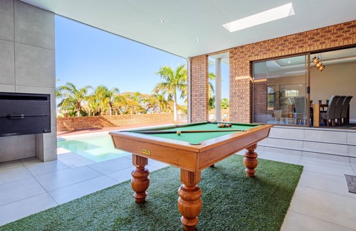 Umhlanga House | One on Chelsea - Five Bedroom House, Sleeps 10