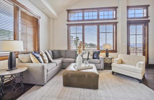 Peak 8 Apartment | One Ski Hill Place 8424 condo