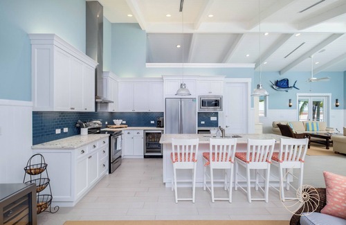 Islamorada House | One Ten Palms ~ Charming Islamorada Beachfront Home with Heated Pool