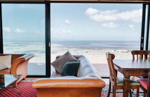 Agnes House | One Tree Hill Wilson prom and Ocean views