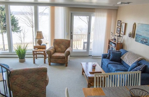 Dewittville Condo | Oneida14- Chautauqua Lake Estates Lakefront Condo