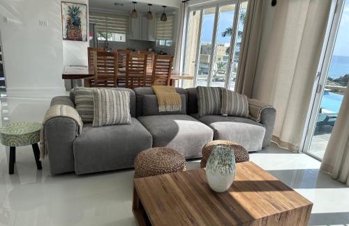 Whitehouse House | OneLoveVilla, Oceanview beach house, Whitehouse JA