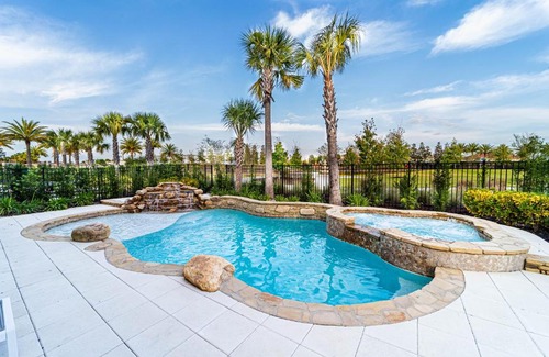 Reunion House | ONIP - Beautiful Home in Bears Den Near Disney with Private Pool, Movie Room, Pool Table & Resort Amenities - 997JN