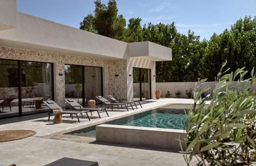 Gaitanion Villa | Onore Villa, with Heated Pool & Signature Design, By ThinkVilla