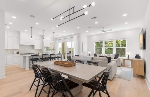 Clearwater Beach House | Onyx House at The Gemma