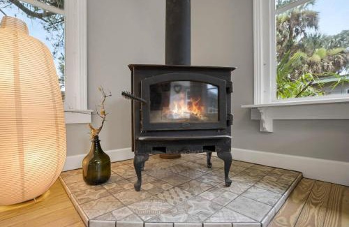 St. Augustine House | Onyx House King Size Beds Bikes Games Wine