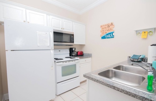 Long Beach Condo | OPEN Nov 1 -8th Condo on the beach; Two free beach chairs Mar-Oct