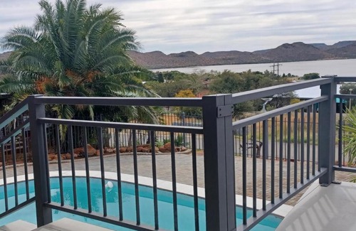 Vanderkloof Apartment | OppiDam Gastehuis