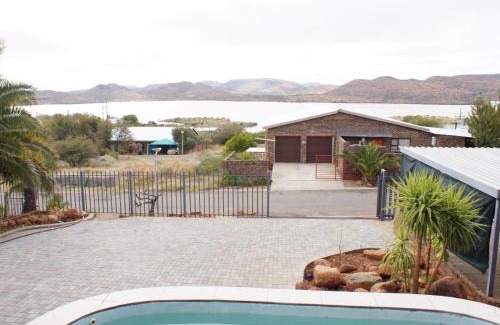 Vanderkloof Apartment | OppiDam Gastehuis