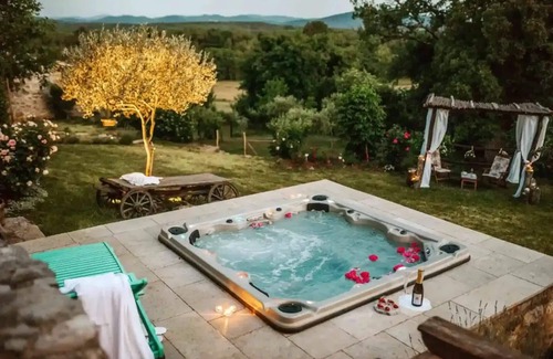 Sezana Villa | Opulent Villa with Sauna in the Heart of Karst