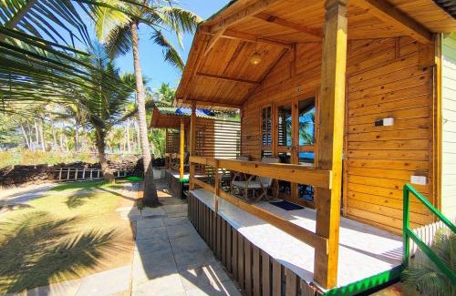 Agonda Resort | orange sky beach bungalow
