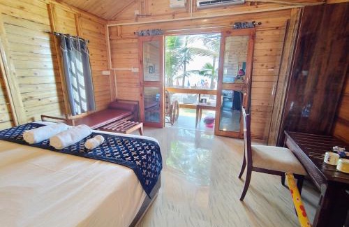 Agonda Resort | orange sky beach bungalow