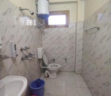 Banjar House | Orange sky home stay gadaGushaini near jibhi