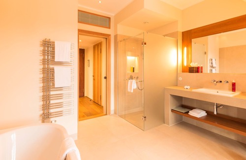 Friedrichshain-Kreuzberg Hotel | Orania.Berlin