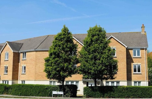 Bradley Stoke Apartment | Orchard Gate 2 Bedroom Executive Apartment
