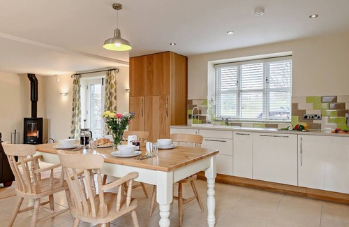 Gilwern House | Orchard View in Abergavenny