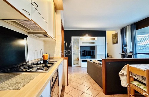 Desenzano del Garda Resort | Orchidea Apartment - three pools and a bar 200m from the Lake