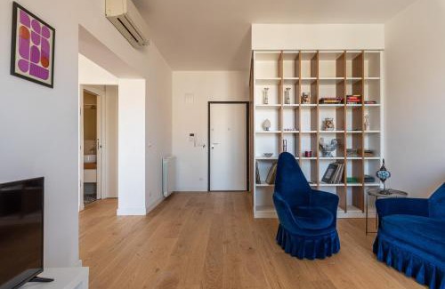 Castellammare Vucciria Apartment | Oretea Apartment with Terrace by Wonderful Italy