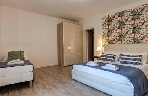 Santa Maria Novella Apartment | Oricellari Apartment by Mamo Florence