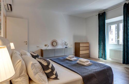 Santa Maria Novella Apartment | Oricellari Apartment by Mamo Florence