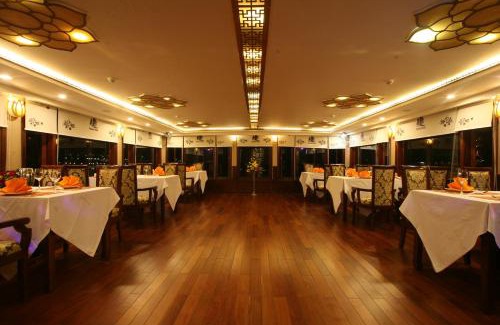 Hon Gai Boat Rental | Oriental Sails Cruise