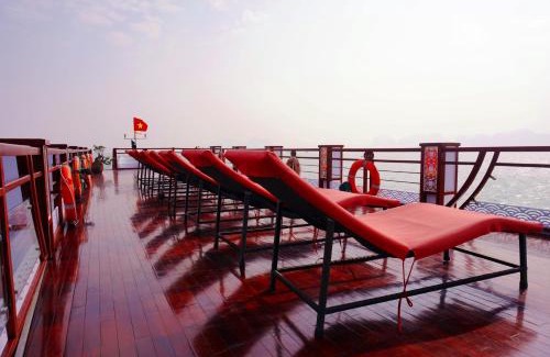 Hon Gai Boat Rental | Oriental Sails Cruise