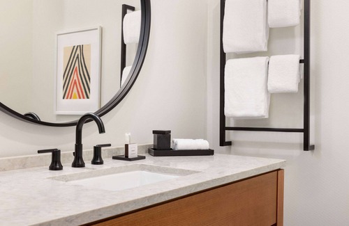 Lexington Hotel | Origin Lexington a Wyndham Hotel