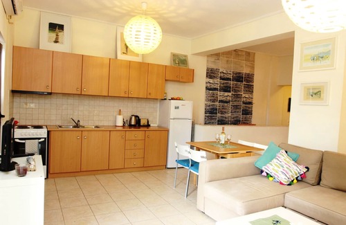 Lakka Apartment | Orkos Studio with Pool close to Lakka