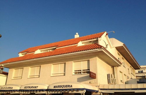 Sant Carles de la Rapita Apartment | ORNIS "Botiguer": 2bedrooms+sofa-bed 4/6 pers. balcony garden view