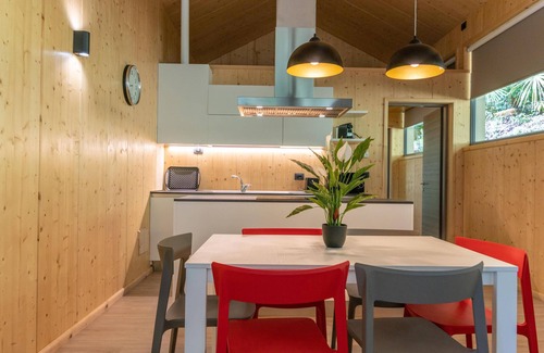 Orta San Giulio House | Orta San Giulio is located on the eastern shore of Lake Orta (Lago d'Orta) on a promontory jutting out into the lake and is an important tourist resort with a picturesque old town. The town's main square is Piazza Motta, where the boats also dock.