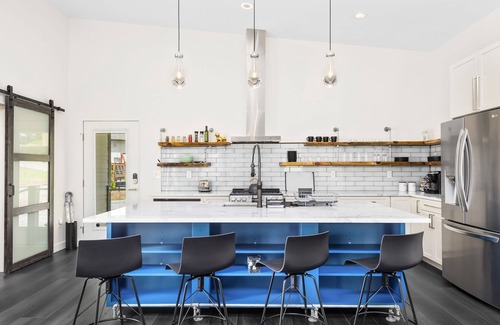 Valley Hill House | Osceola Lake Retreat minutes from Downtown, Breweries, Crafts, Equestrian Trail