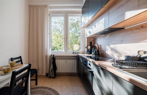 Stare Miasto District Apartment | Osiedle Przyjaźni Deluxe Apartment