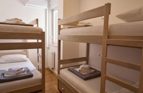 Osijek Apartment | OSIJEK LUXURY CENTER - self check in, Ulica I Gunulića 82